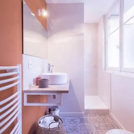 Апартаменти Charmant - Chambre Separee - 300m De La Gare Et Acces Direct Au Coeur Historique *