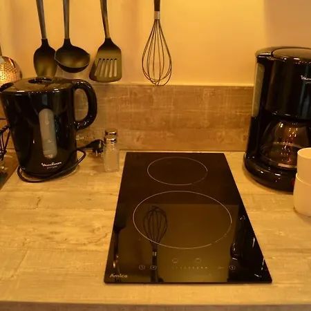 Appartement Charmant - Chambre Separee - 300m De La Gare Et Acces Direct Au Coeur Historique Poitiers