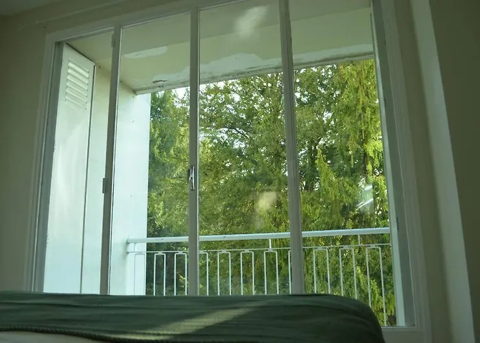 Charmant - Chambre Separee - 300m De La Gare Et Acces Direct Au Coeur Historique Apartment Poitiers